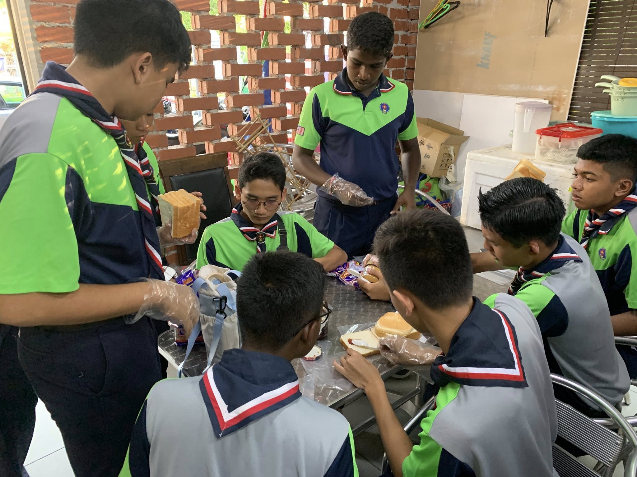 [Gambar Aktiviti Pengakap]
